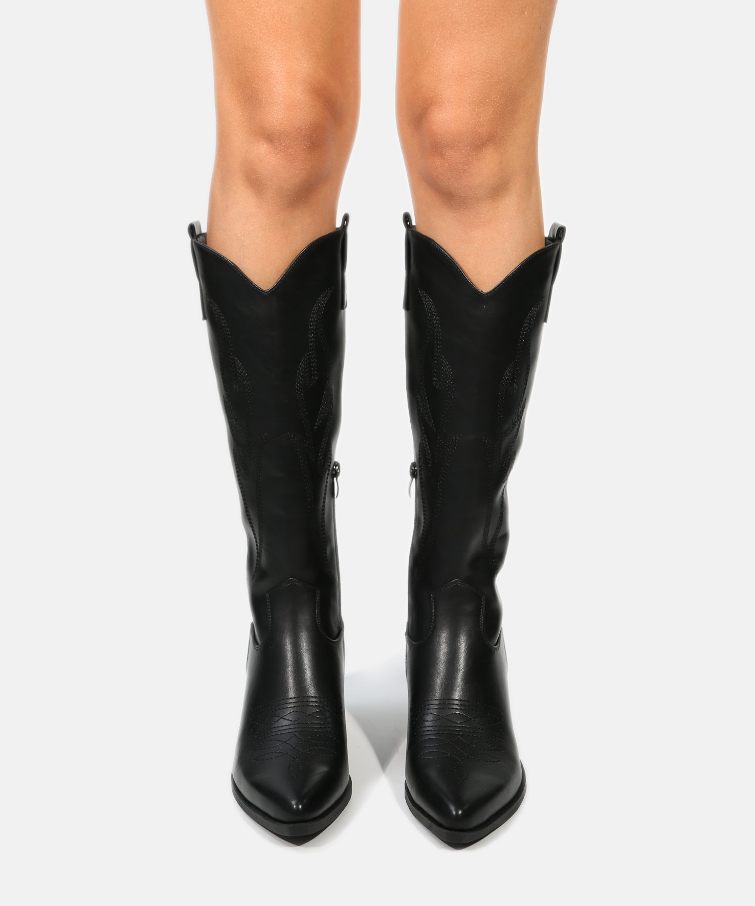 Botas cowboy tac&oacute;n bordadas image number null